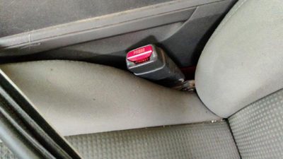08-10 Dodge Charger Driver Left Front Seat Belt Buckle Receiver Db Slate Gray