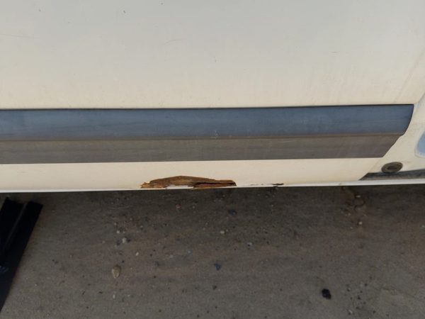 1999 Chrysler Town & Country Passenger Right Rear Moulding From Door Oem Back — photo 2