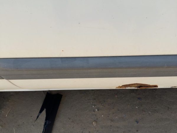 1999 Chrysler Town & Country Passenger Right Rear Moulding From Door Oem Back — photo 4
