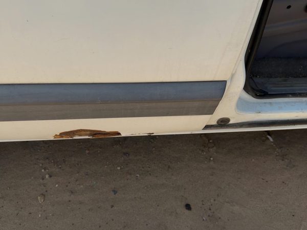 1999 Chrysler Town & Country Passenger Right Rear Moulding From Door Oem Back — photo 3