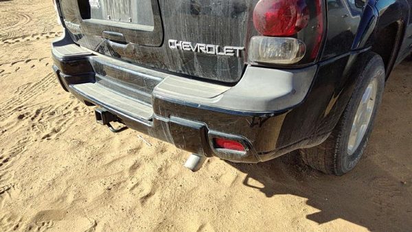 2002-2009 Chevy Trail Blazer Rear Bumper Cover Assembly Oem Back Black 41U — photo 2