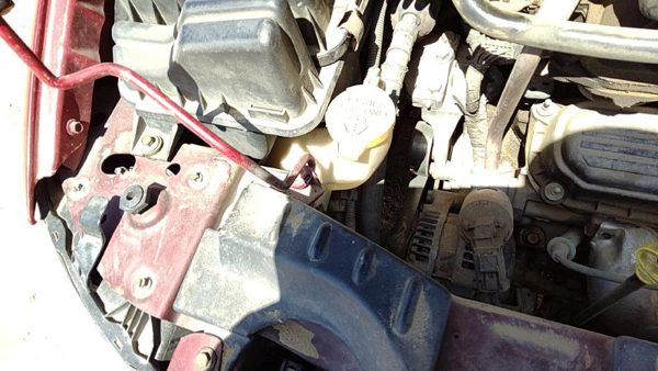 04-07 Town Country Windshield Washer Fluid Reservoir With Pump Oem Wiper Tank — photo 2