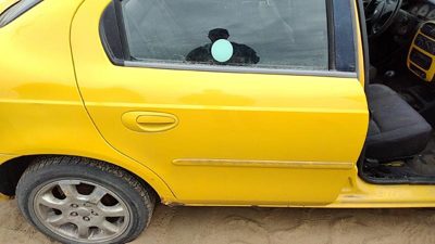 2004 Dodge Neon Rear Door RH Yellow