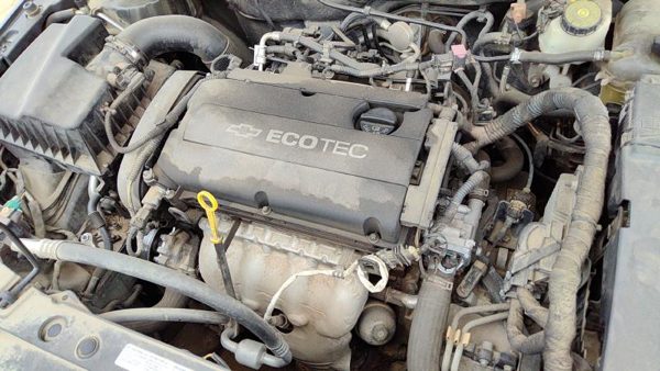 2011 Cylinder Head Assembly OEM 1.8L — photo 3