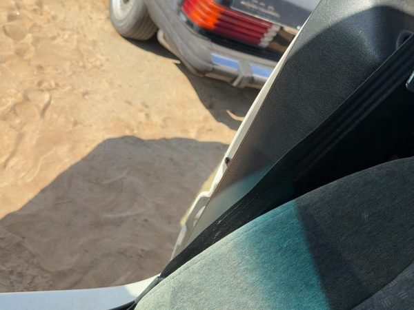 1995-2005 Chevy S10 Blazer Passenger Right A-Pillar Trim Panel Graphite 12H — photo 4