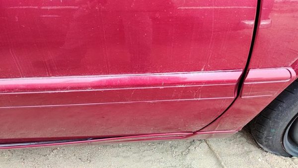 95-02 Eldorado Passenger Right Front Upper Moulding Door Trim Crimson Red 86U — photo 2
