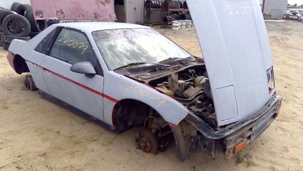 1984 Pontiac Fiero — vehicle photo 7