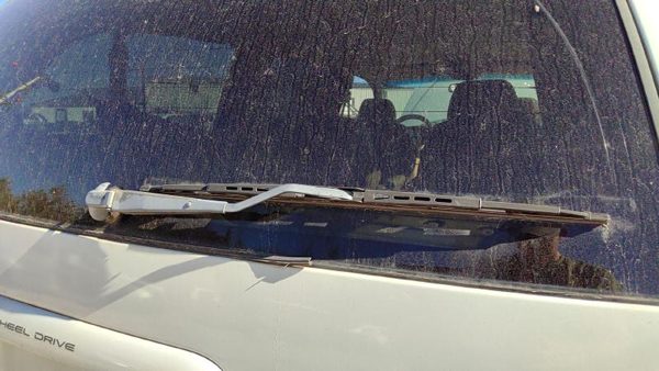 1996-00 Town & Country Back Glass Wiper Arm Oem Rear Window Blade Liftgate Hatch — photo 3