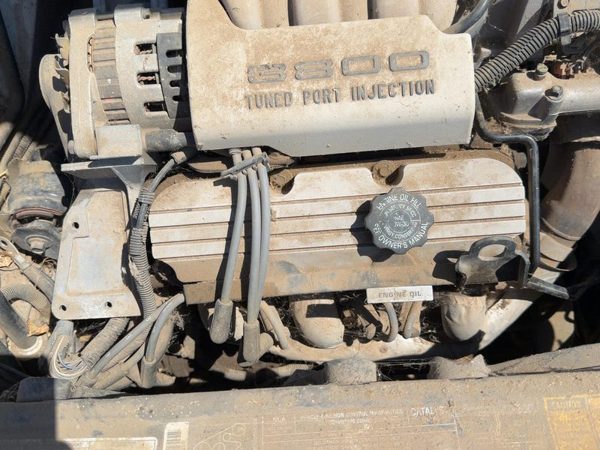 1992-1995 Olds Eighty Eight Valve Cover Oem 3.8L — photo 4
