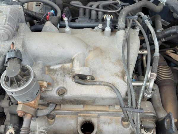 2006 Chevy Equinox Upper Intake Manifold Oem 3.4L 12600281 — photo 1