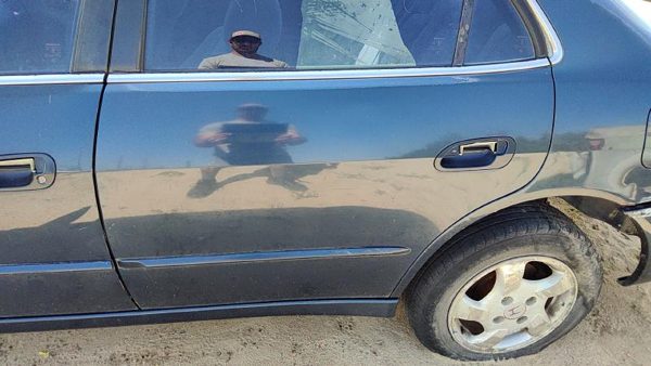 1999 Honda Accord Rear Door LH Gray — photo 3