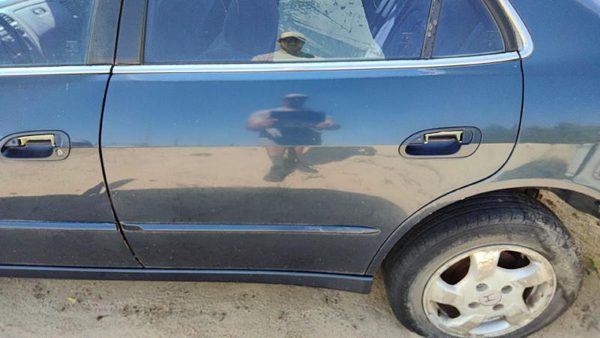 1999 Honda Accord Rear Door LH Gray — photo 1