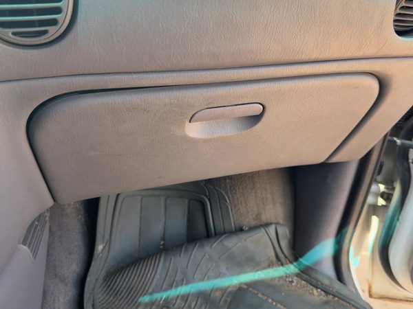 99 Town & Country Glove Box Assembly Complete Door With Latch Oem Taupe All5 — photo 3