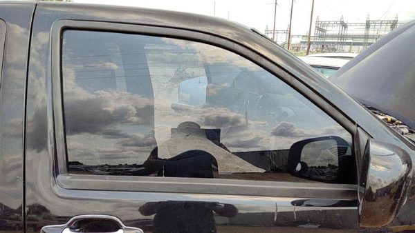 2004-2012 Gmc Canyon Passenger Right Front Side Window Door Glass Oem 97247738 — photo 3