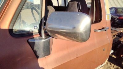1980-1988 Chevy K30 Driver Left Side Mirror Door Mounted Oem 00996225