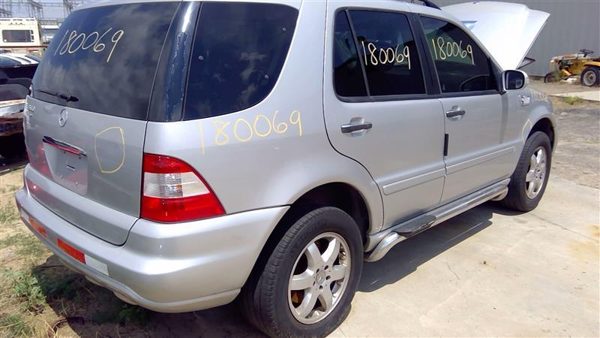 2002 Mercedes Ml Series — vehicle photo 7