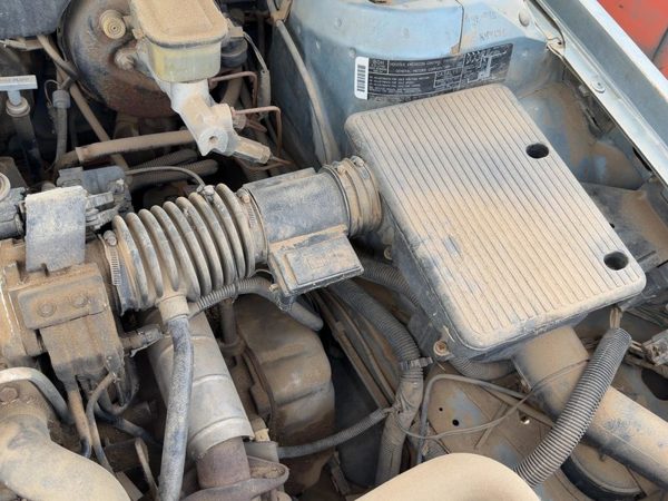 86-88 Olds 88 Complete Air Intake Cleaner Filter Box Housing With Tube Oem 3.8L — photo 7