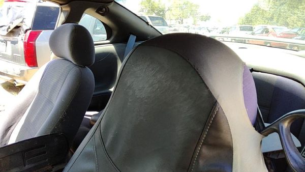 2002-2004 Ford Mustang Pair Of Front Headrests Oem Left Right Set Seat — photo 1