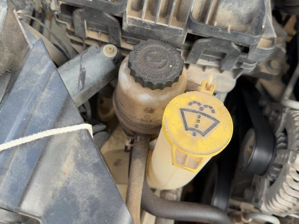 08-10 Town & Country Power Steering Fluid Remote Reservoir Tank Oem 3.8L — photo 3