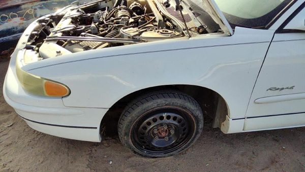 1997-2004 Buick Regal Driver Left Front Fender Oem White 16U 12455103 — photo 3