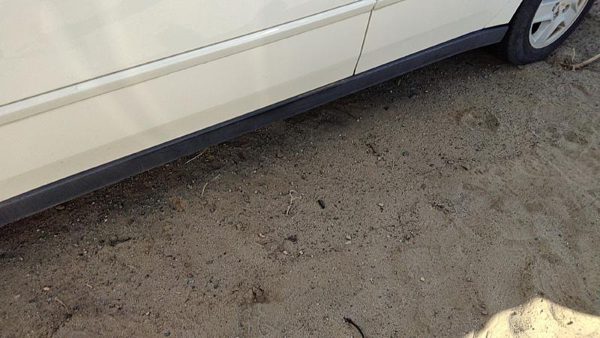 04-08 New Style Malibu Driver Left Lower Rocker Panel Moulding Side Skirt Sedan — photo 5