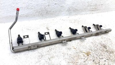 2004-2006 Bmw X3 Complete Fuel Rail With Injectors Set Loaded Oem 3.0L