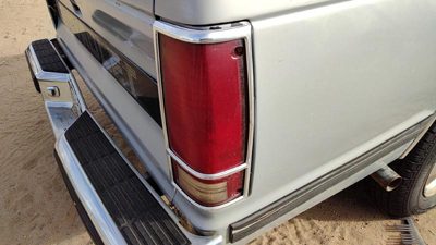 1982-1993 Chevy S10 Pickup Passenger Right Tail Light Brake Lamp Oem Rear
