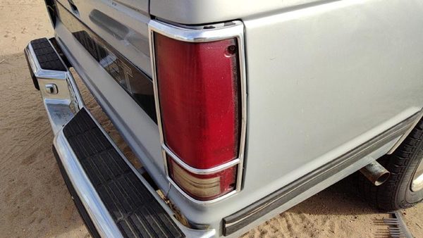 1982-1993 Chevy S10 Pickup Passenger Right Tail Light Brake Lamp Oem Rear — photo 1