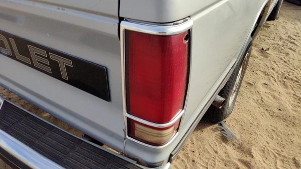 1982-1993 Chevy S10 Pickup Passenger Right Tail Light Brake Lamp Oem Rear — photo 3