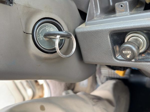 90-94 Subaru Legacy Ignition Switch Assembly With Key Complete Electrical Oem — photo 1