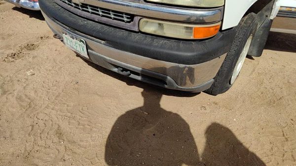 99-02 Chevy Silverado 1500 Chrome Front Bumper Assembly With Mount Brackets Oem — photo 2
