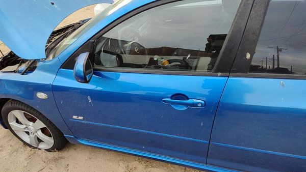 2005 Mazda 3 Front Door LH 27B Winning Blue BPYK5902XJ — photo 1