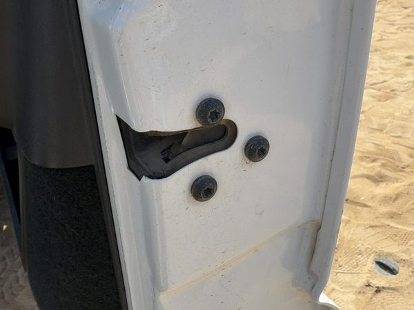 1995-2005 Chevy S10 Blazer Passenger Right Front Door Latch With Rods/Cables Oem — photo 3