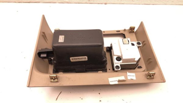 2003 Cadillac Escalade Center Console Trim Bezel Woodgrain Panel 10368887 — photo 9