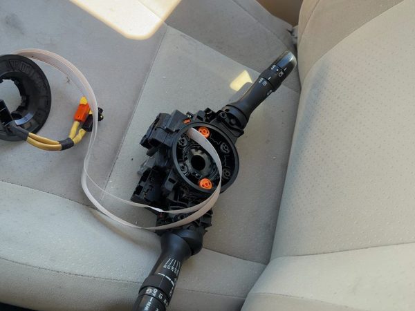 05-07 Toyota Prius Turn Signal Switch Column Control Lever Headlight Oem Tan 08 — photo 4