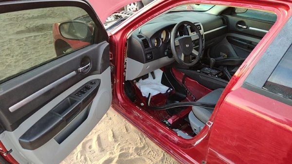 2010 Dodge Charger — vehicle photo 5