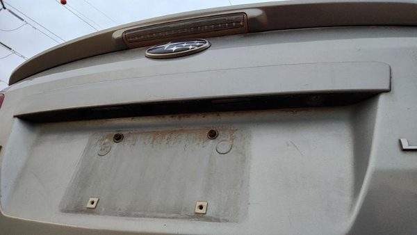 11 Legacy Outback License Plate Trim Surround Panel Tail Trunk Ssm Steel Silver — photo 4