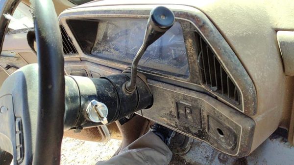 1990 Ford F150 Steering Column Assembly Oem Tilt E4Od At — photo 1