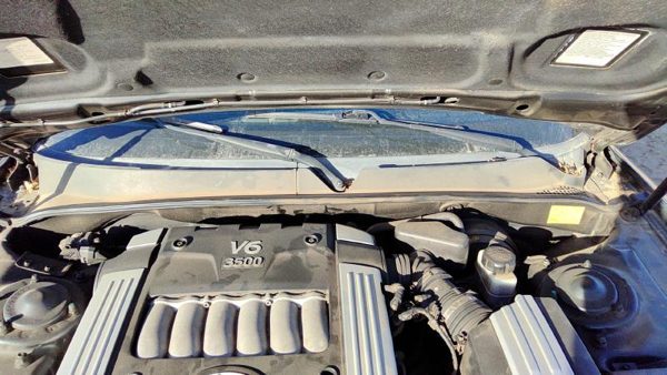 2002-2005 Hyundai Xg350 Windshield Wiper Cowl Vent Trim Panel Oem Cover — photo 1
