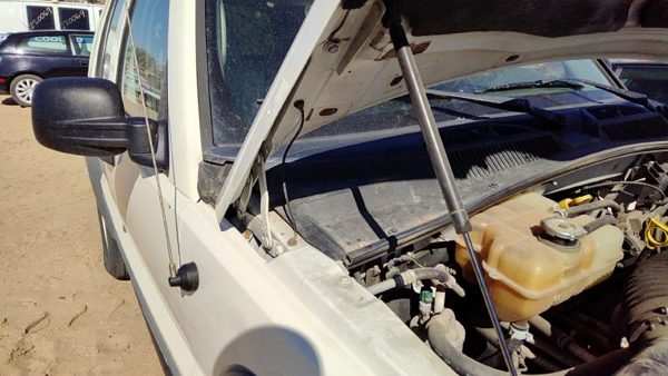 02-07 Jeep Liberty Passenger Right Hood Hinge Assembly Oem White Pw1 55176928Ac — photo 4