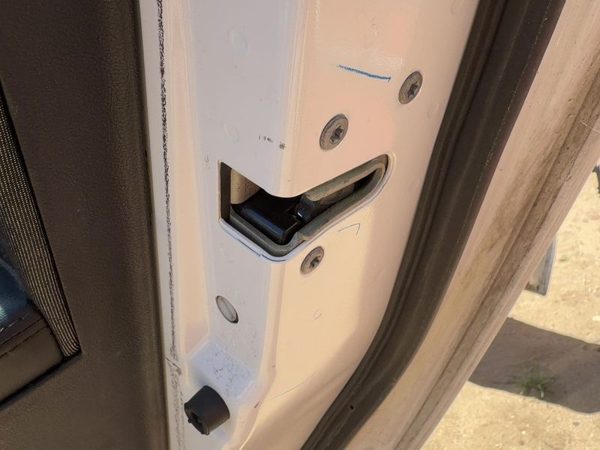 2013-2016 Dodge Dart Passenger Right Rear Door Latch With Rods/Cables Oem Back — photo 3