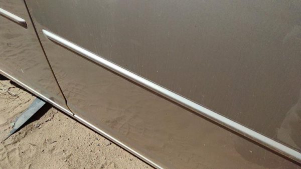 03-07 Cts Passenger Right Front Moulding From Door Oem Trim Strip Sand Storm 61U — photo 5