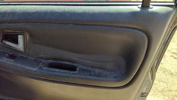 96 97 Suzuki Sidekick Passenger Right Front Door Trim Panel With Switches Gray — photo 3
