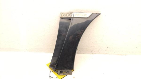 2015 2016 Subaru Wrx Passenger Right Moulding From Fender Oem Trim Dark Gray Dgm — photo 1