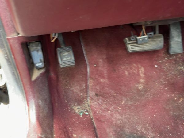 94-99 Olds Eighty Eight Parking Brake Pedal Assembly Oem Complete Emergency Unit — photo 2