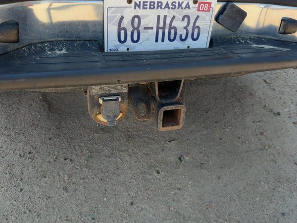 2000-2006 Chevy Suburban 1500 Trailer Receiver Hitch Factory Mount OEM 15083473 — photo 5