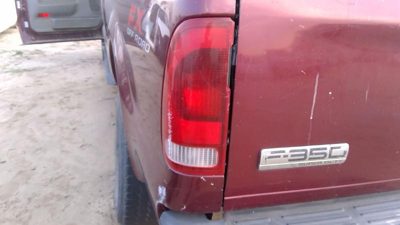 2006 Ford F350 Sd Pickup Tail Light Assembly LH Super Duty Broke