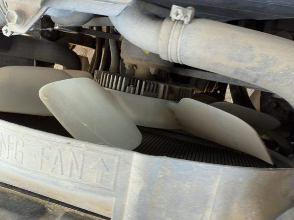 1993-1997 Isuzu Rodeo Complete Cooling Fan Blade Assembly With Clutch Oem 3.2L — photo 2