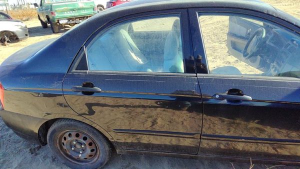 2005 Kia Spectra Rear Door RH Eb Black — photo 1