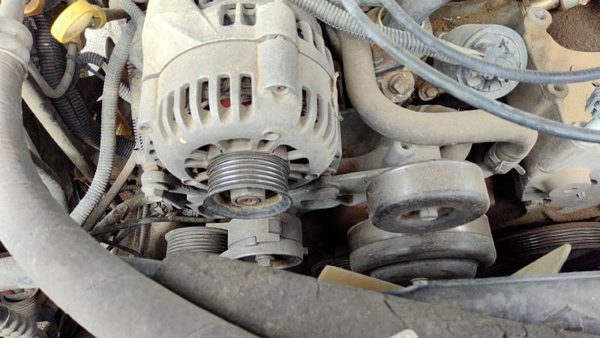 1996-2005 S10 Blazer Mount Bracket Set For Alternator Oem — photo 1